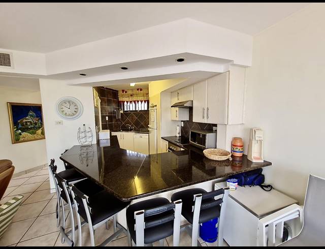 3 BEDROOM APARTMENT FOR SALE IN UMHLANGA CENTRAL
